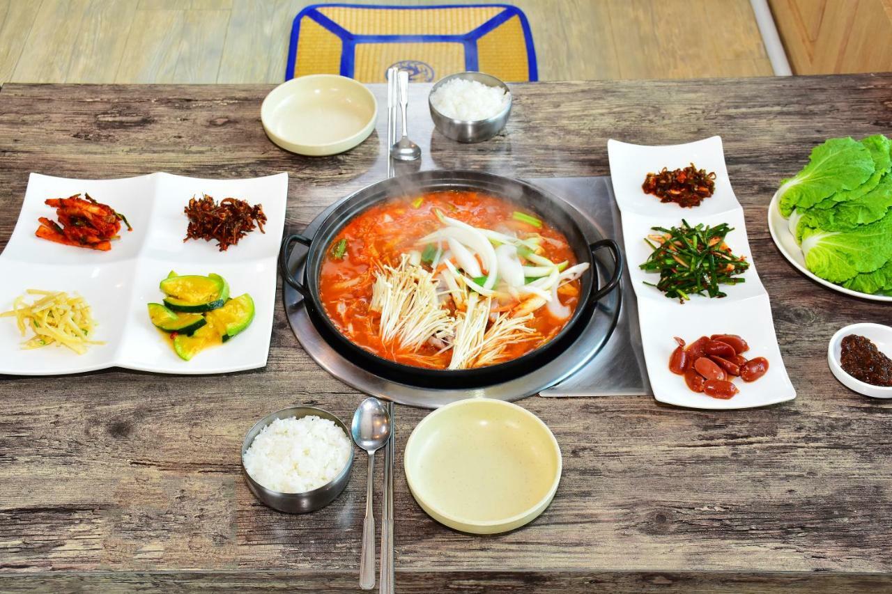 Sungbo Youth Hostel Mungyeong Екстериор снимка